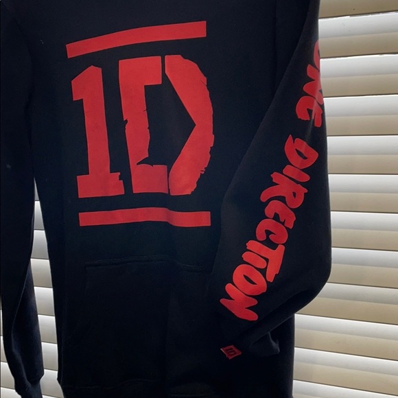 NWT RARE One Direction 1D BLACK HOODIE RARE ORIGINAL MERCH - Picture 4 of 9